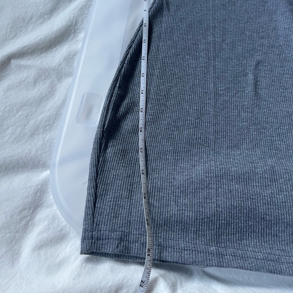 Dress - Picture 5 of 6